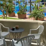 Sunny At Benal 4 Pools, Water Slides Steps From