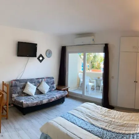 In Benal Resort, Wifi, 100m From Apartment