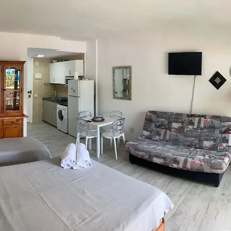 Apartment In Benal Resort, Wifi, 100m From